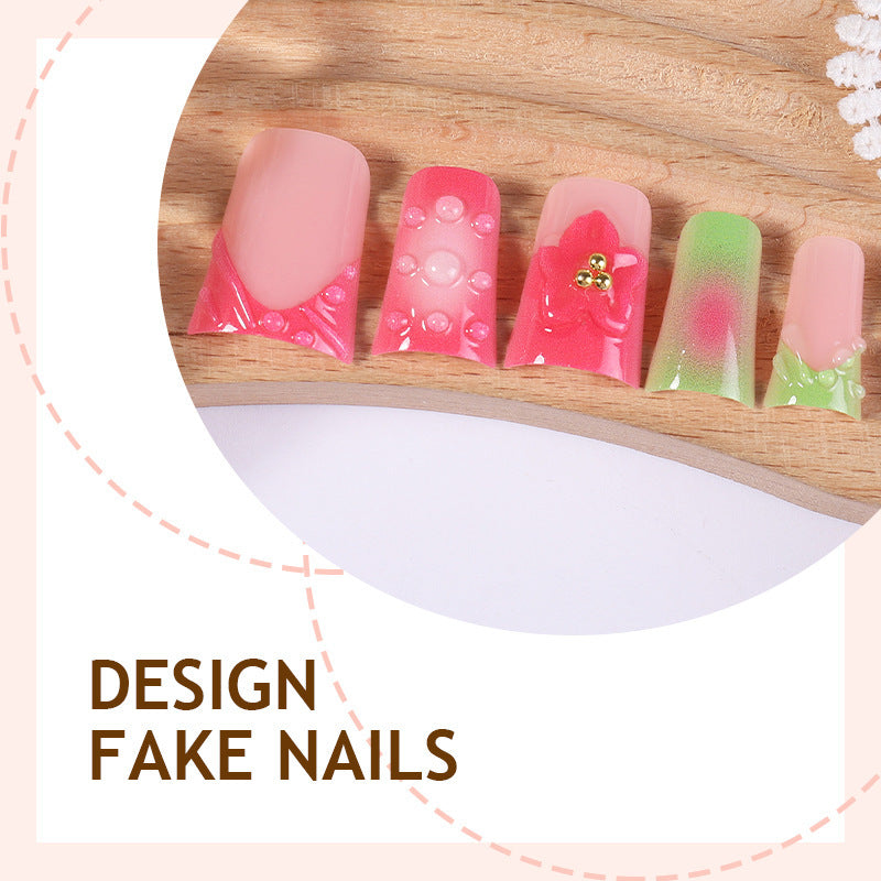 Kunstnagelset mit fruchtigen und glitzernden Designs Brehn