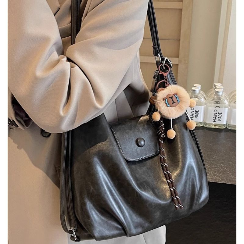 Luxuriöse lässige Hobo-Handtasche Brehn