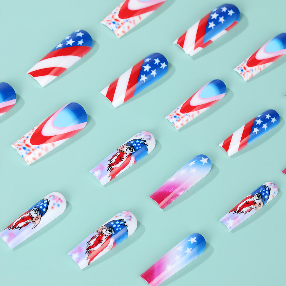 Kunstnägel im patriotischen Design Brehn