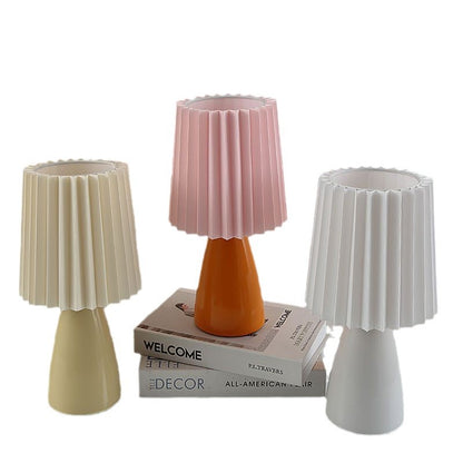 Moderne stilvolle Tischlampe