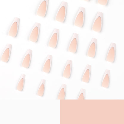 Lackierte Stiletto-Nägel mit Glitzerverzierung Brehn