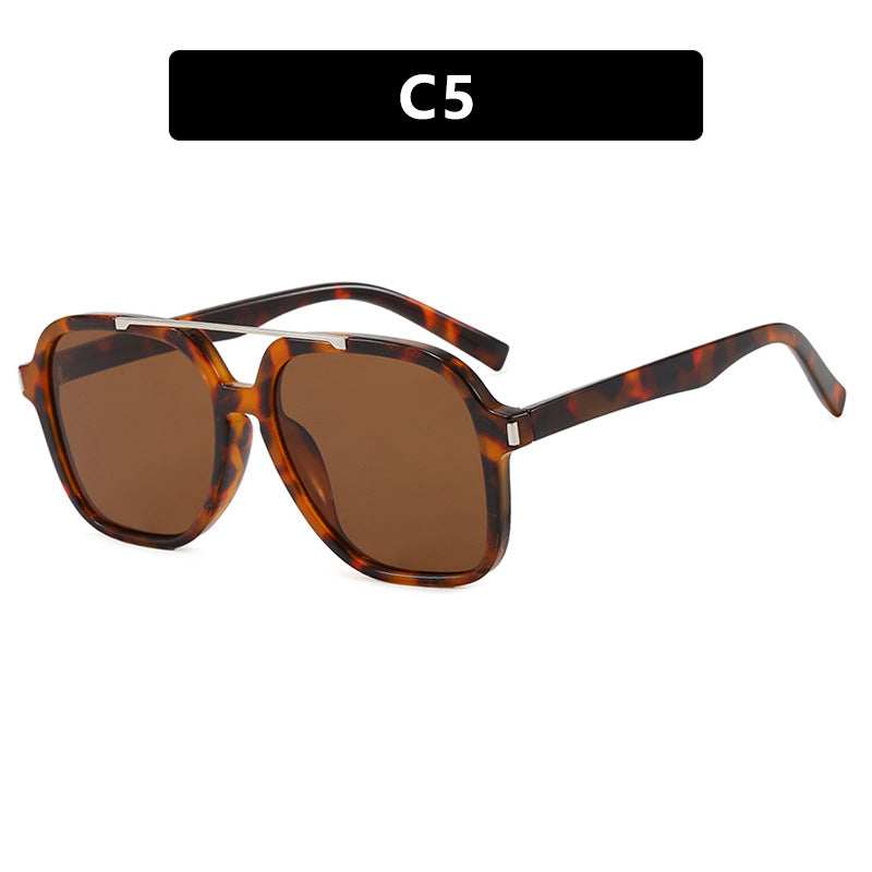Damen quadratische Sonnenbrille mit schützendem UV-Filter und elegantem Rahmen Brehn