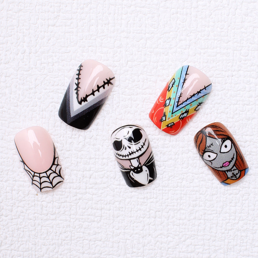 Kunstnagelset mit kreativen Halloween-Motiven und verspielten 3D-Designs Brehn