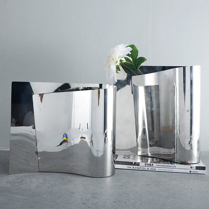 Moderner minimalistischer dekorativer metallischer Abfalleimer