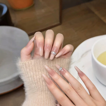 Elegante Lange Stiletto Nagelverlängerungen