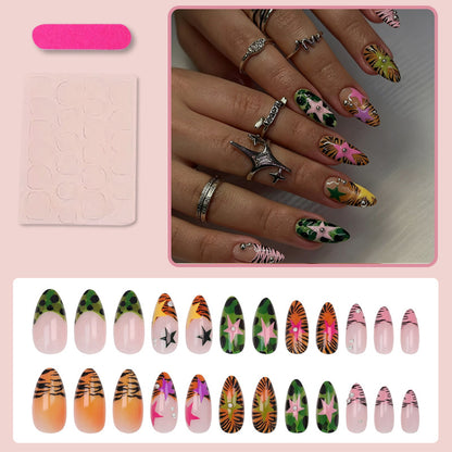 Kreatives Kunstnagelset Brehn