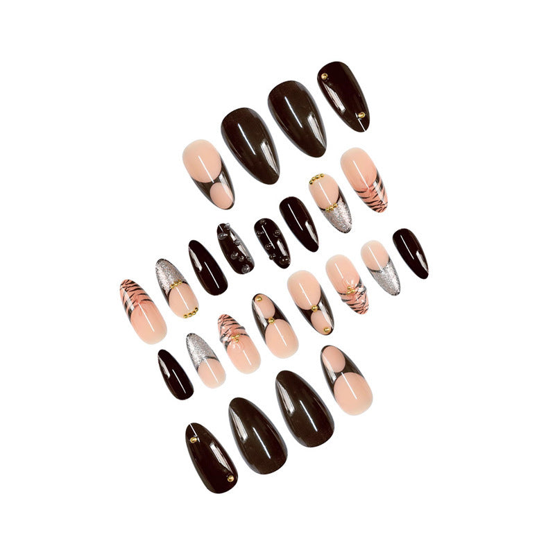 Elegante Acryl-Nagelkunst Brehn