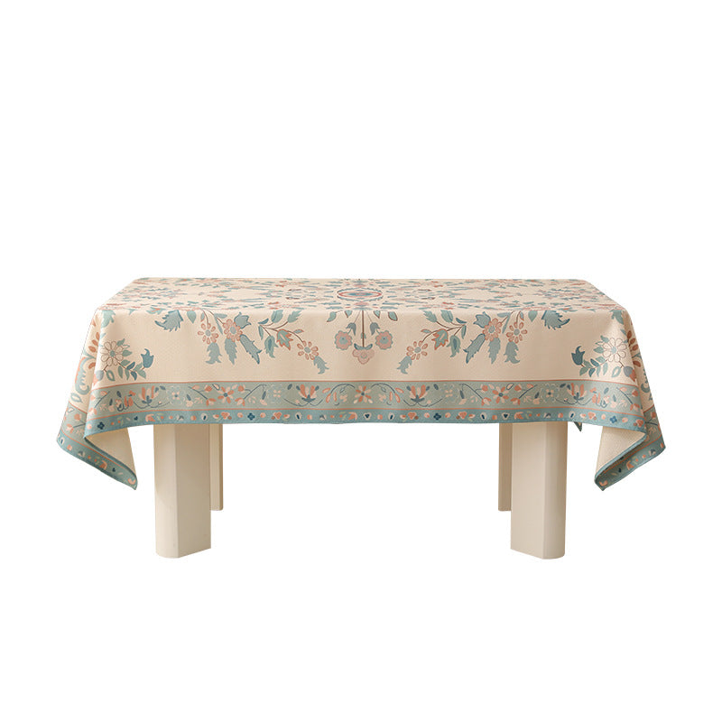 Rechteckige pflegeleichte Tischdecke im floralen Jacquard mit dekorativer Bordüre Brehn