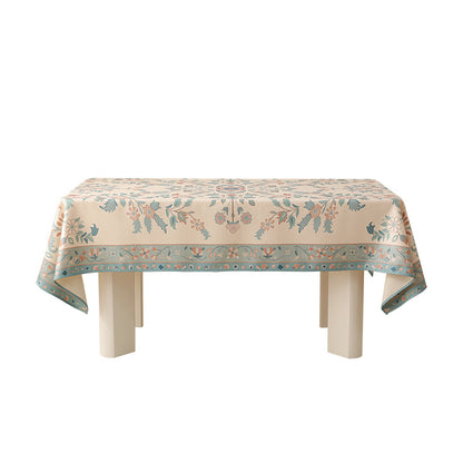 Rechteckige pflegeleichte Tischdecke im floralen Jacquard mit dekorativer Bordüre Brehn
