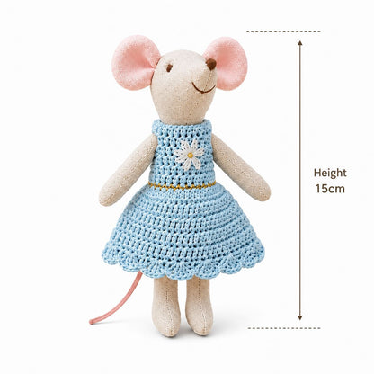 Miniatur handgenähte Leinenmaus Plüschtier mit gehäkeltem Kleid