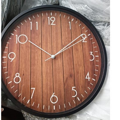 Wanduhr mit Holzoptik Brehn