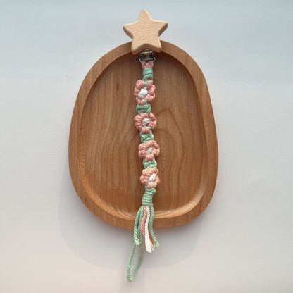 Baumwolle Häkelblumen Schnuller und Beißring Clip mit Holz Herz Sicherheitsclip
