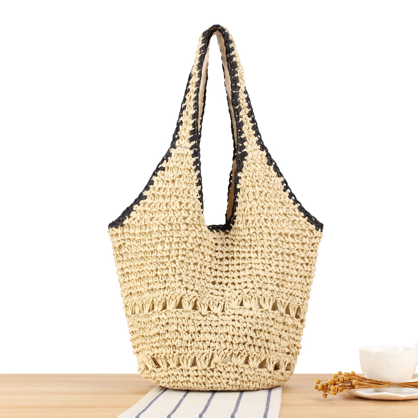Strandschultertasche Aus Handgewebtem Naturmaterial mit Komfortablen Tragegriffen Brehn