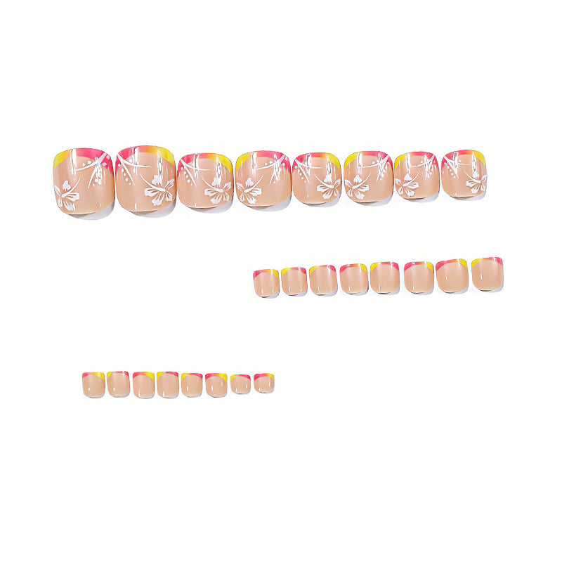 Blumeninspiriertes Nageldesign Brehn