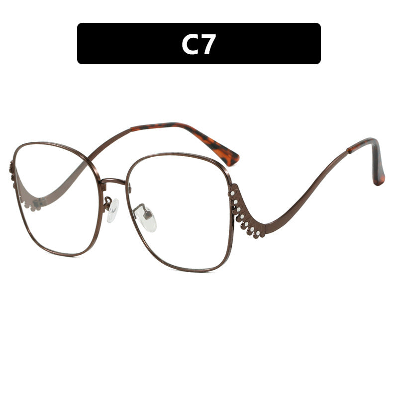 Damen auffällige Sonnenbrille mit funkelnden Applikationen Brehn