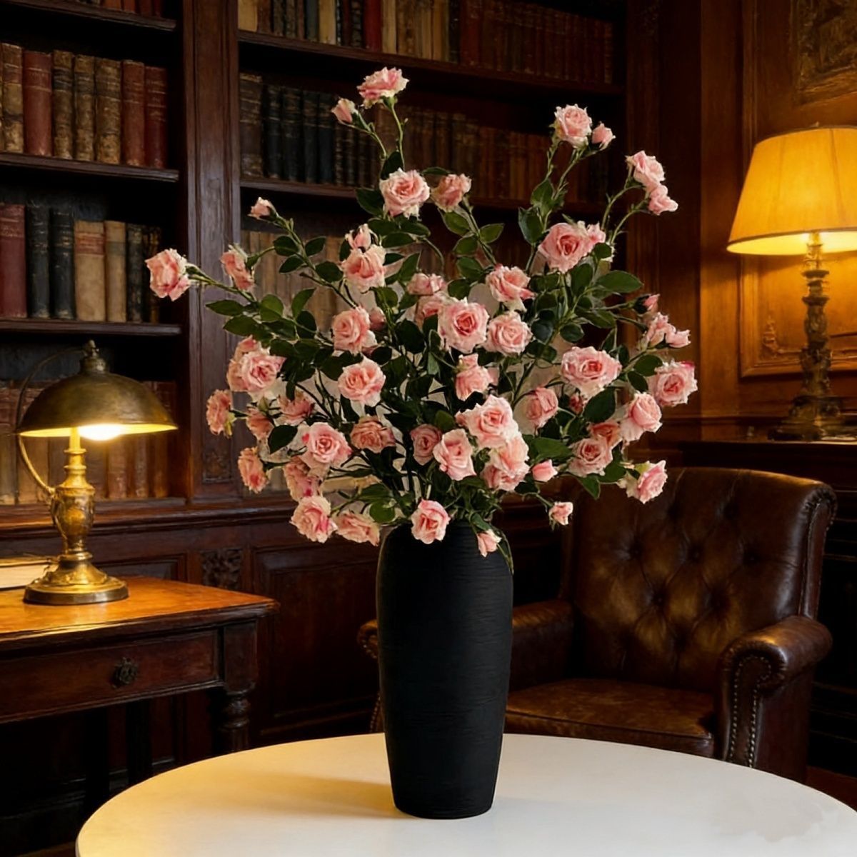 Lebensechte rosa Rosen Blumenarrangement
