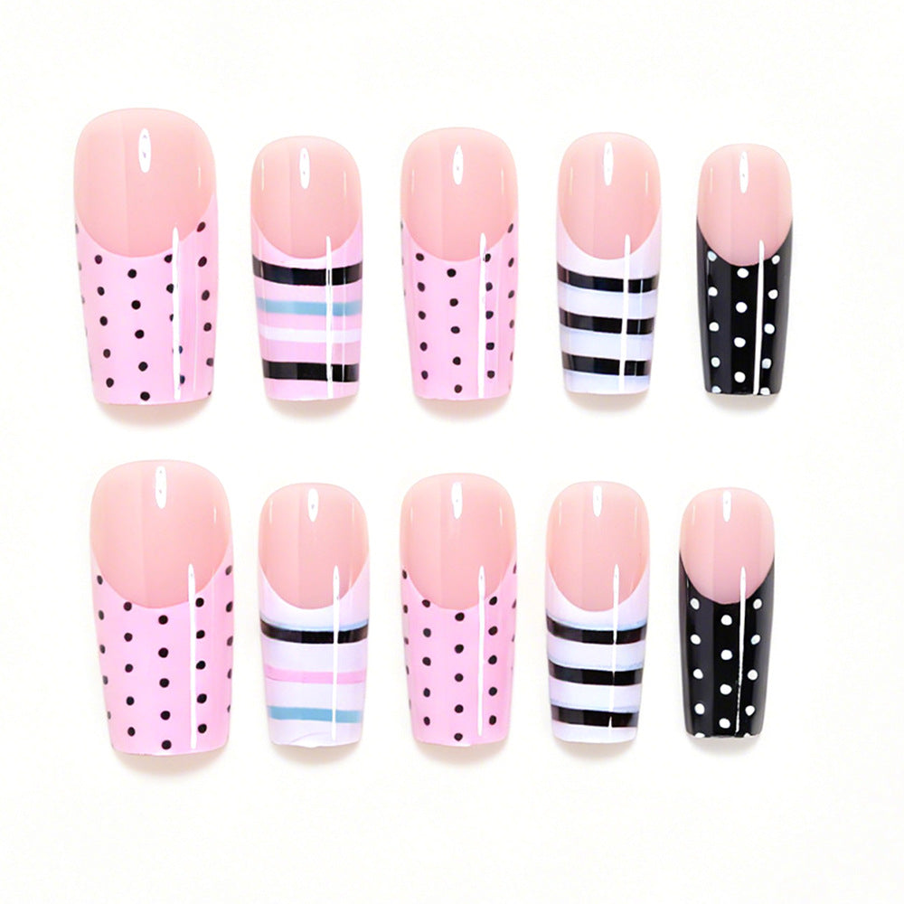 Dekorative lange Press-On Nagelkunst Tipps Brehn