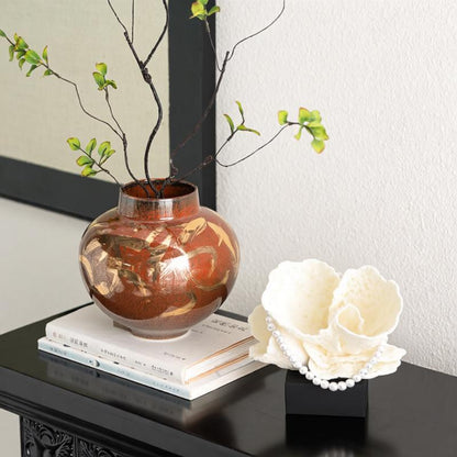 Künstlerische florale Skulptur