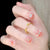 Kreatives Kunstnagelset mit floralen Verzierungen Brehn
