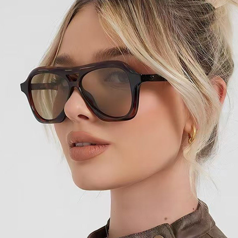 Damen modische Sonnenbrille im innovativen Design mit breitem Rahmen Brehn