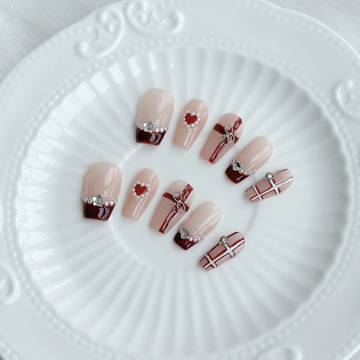 Dekorative Press-On Nagelkunst Kollektion