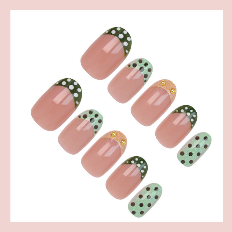 Kunstnagelset mit kreativem Punkte- und Glitzerdesign Brehn