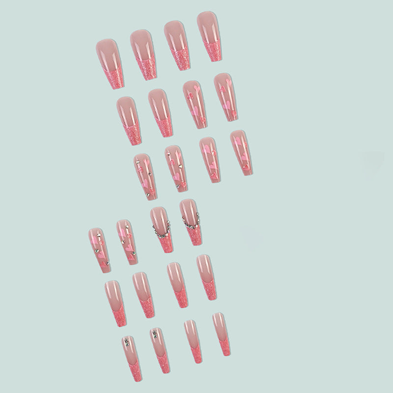Verspielte Herz-Nagelkunst Brehn