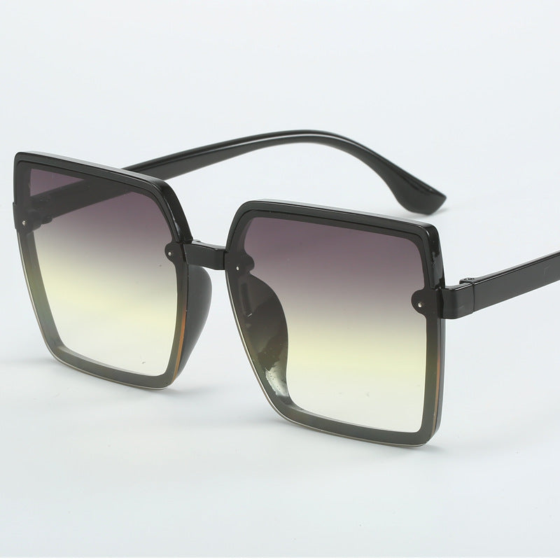 Damen Oversized Sonnenbrille mit quadratischem Rahmen Brehn