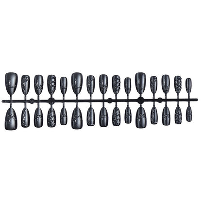 Kunstnagelset mit elegantem und schimmerndem Design Brehn