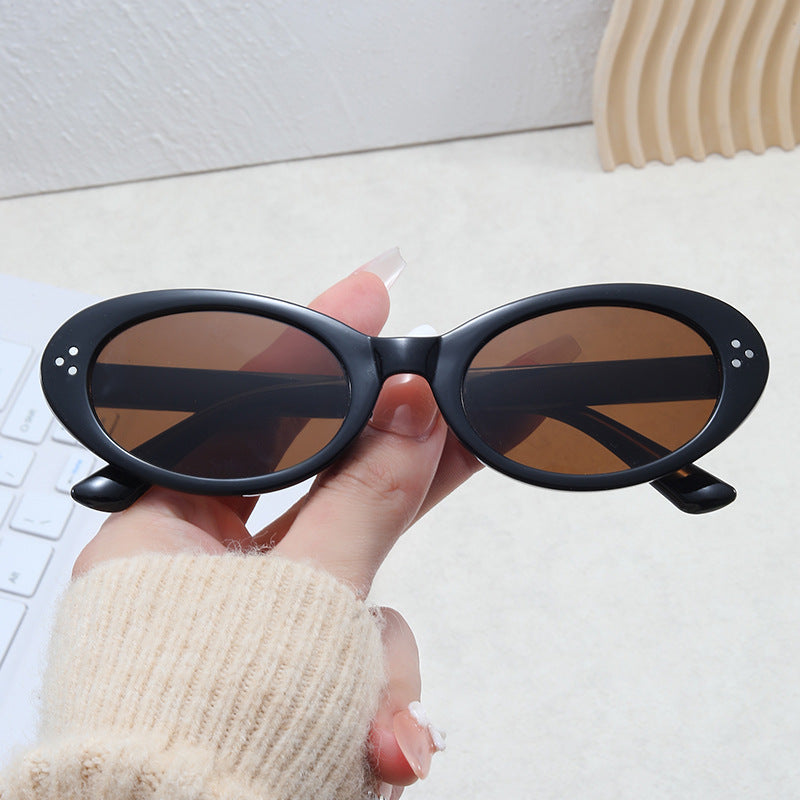 Damen modische Sonnenbrille im eleganten Ovaldesign Brehn