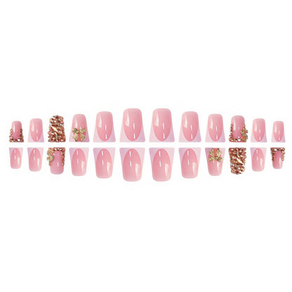 Dekorative kristallverzierte Nagelkunst Brehn