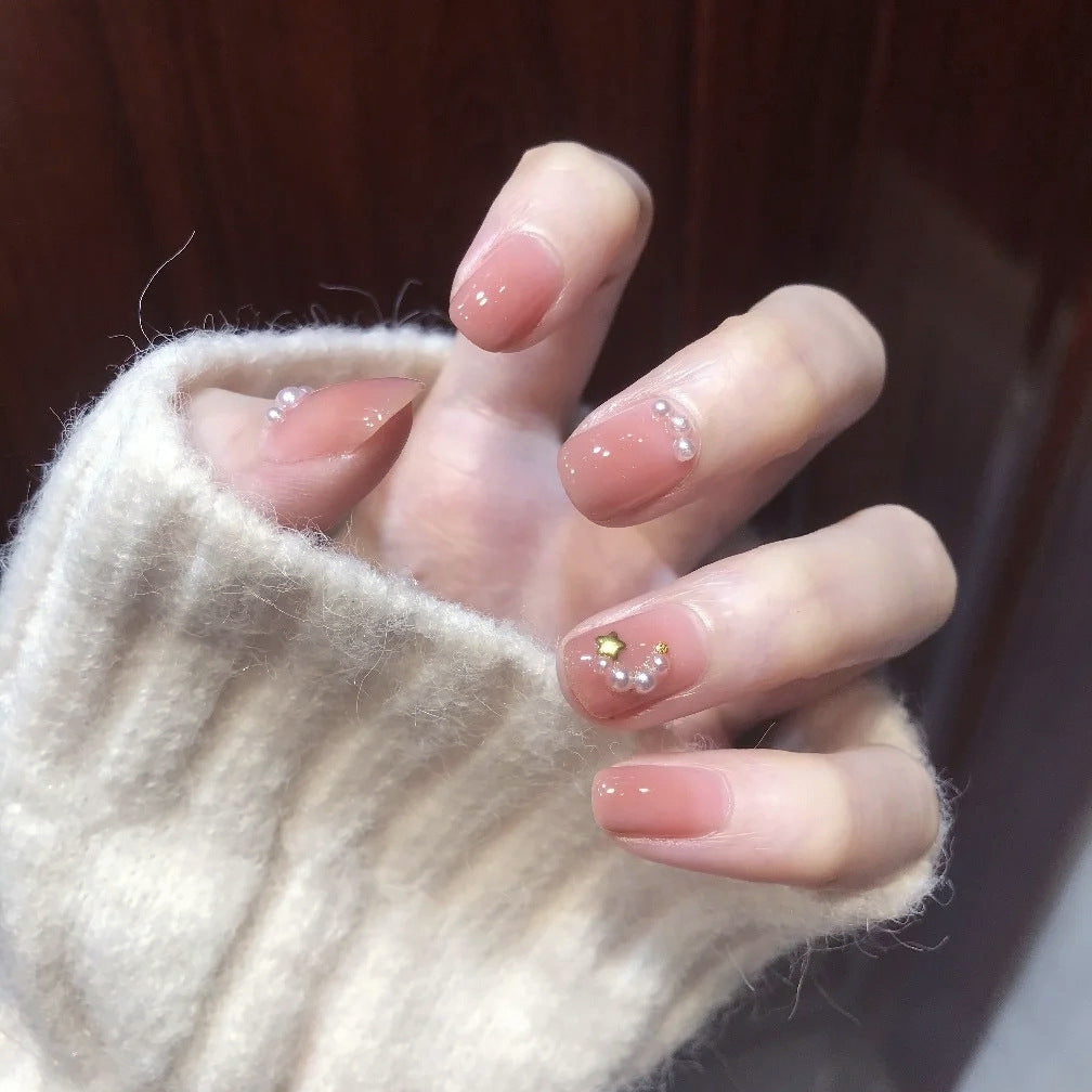 Dekorative mit Perlen verzierte Press-On-Nagelspitzen Brehn