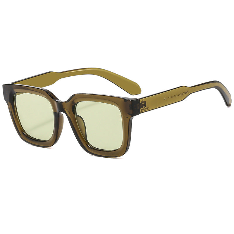 Damen modische Sonnenbrille im auffälligen Design Brehn