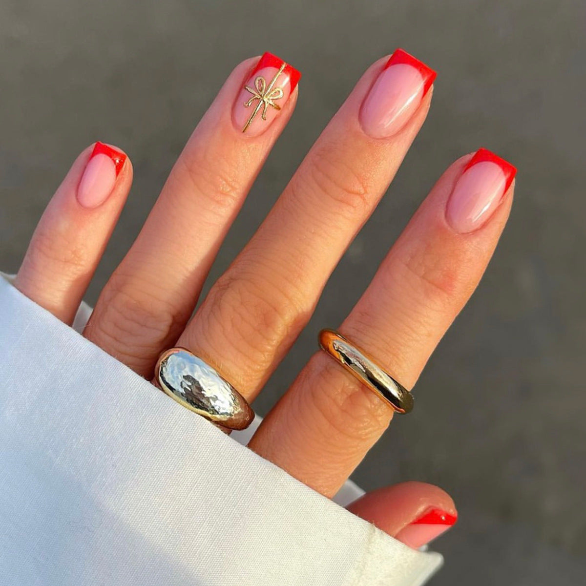 Elegante Stiletto Press-On Nagelset mit einzigartigem Design Brehn