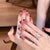 Elegantes Press-On-Nagelset mit Edelsteindetails Brehn