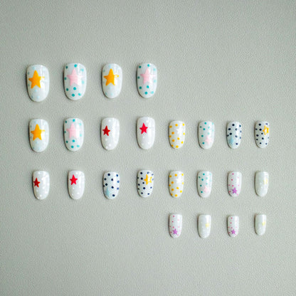 Künstlerisches Stern- und Punkt-Nagelkunst-Set