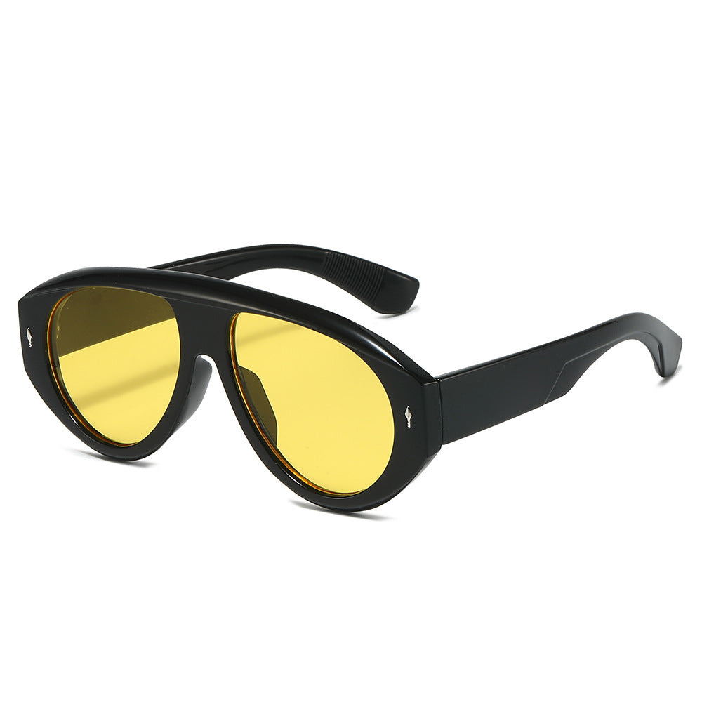 Modische skulpturale Sonnenbrille Brehn