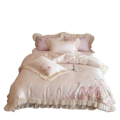 Luxuriöses besticktes Satin-Bettwäscheset mit Rüschen und floralen Details