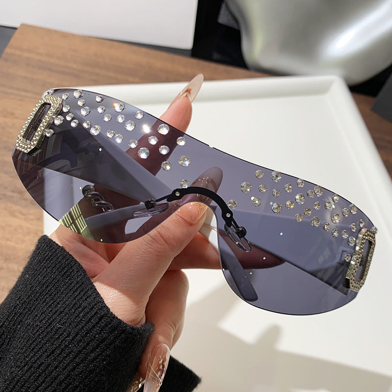 Damen Glamouröse Sonnenbrille mit Glitzerakzenten Brehn