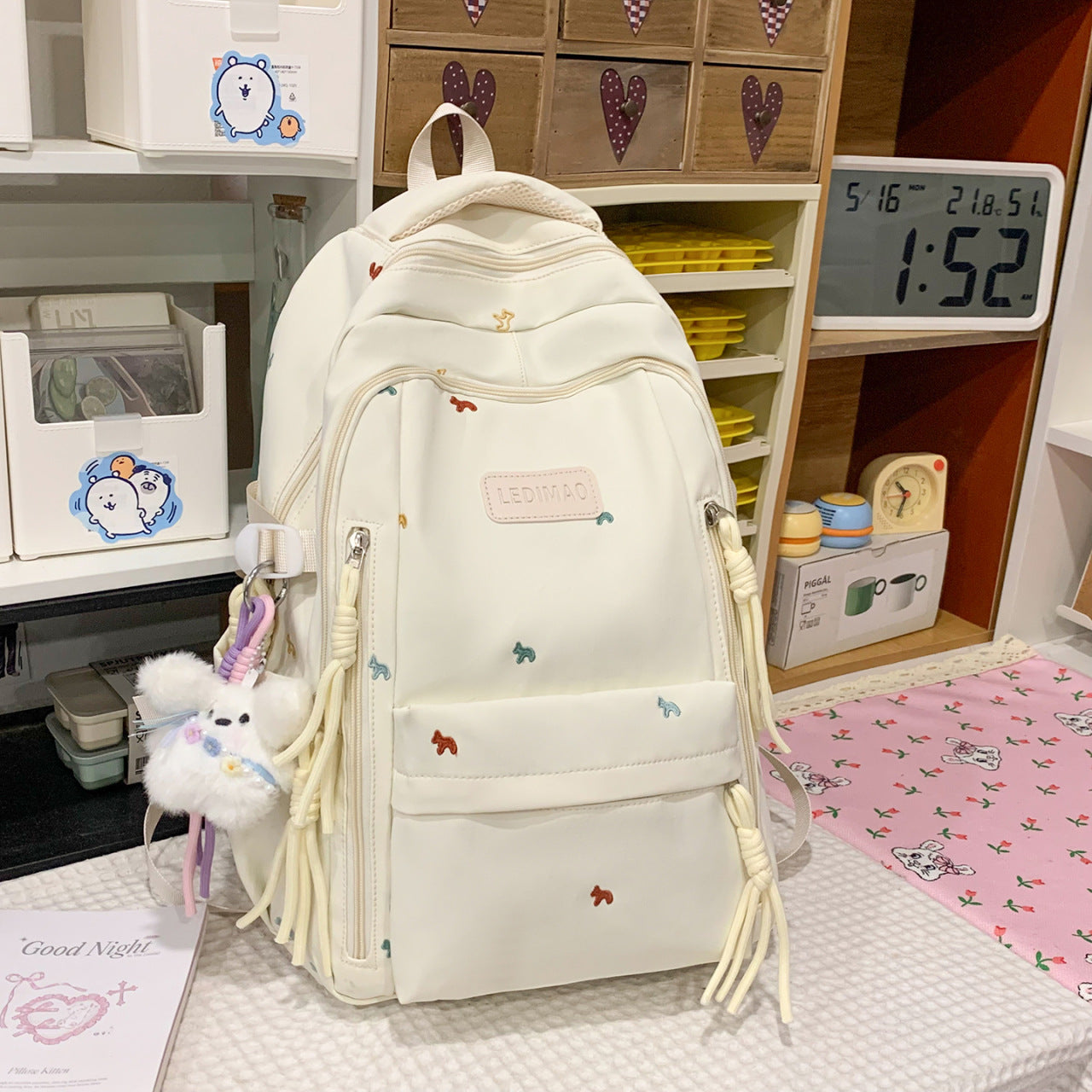 Vielseitiger dekorativer Rucksack