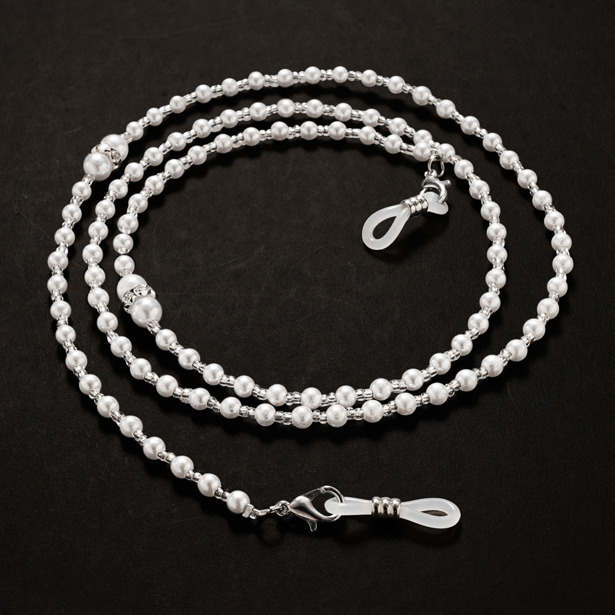 Elegante Perlenverzierte Brillen Kette Brehn