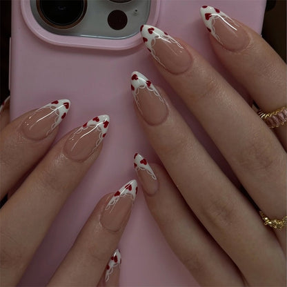 Kunstnagelset mit stilvollen Blumen- und Spitzenverzierungen Brehn