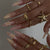 Floral Design Press-On Nail Set mit eleganten Akzenten Brehn