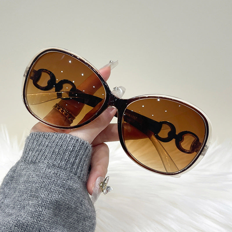 Damen Oversized Sonnenbrille mit UV-Schutz und trendigem Design Brehn