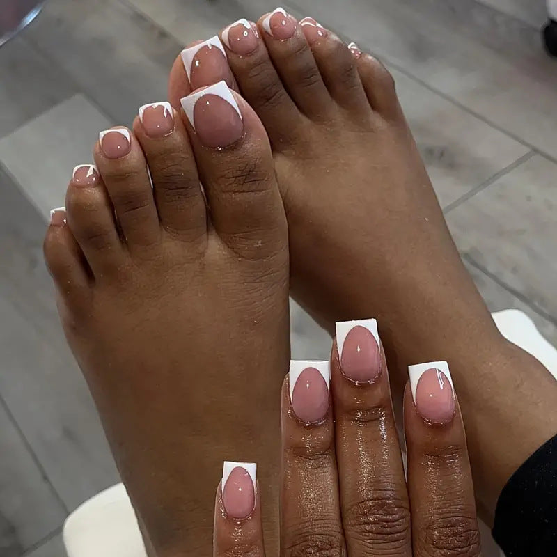 Maniküre und Pediküre Nagelkunst Verbesserungen Brehn