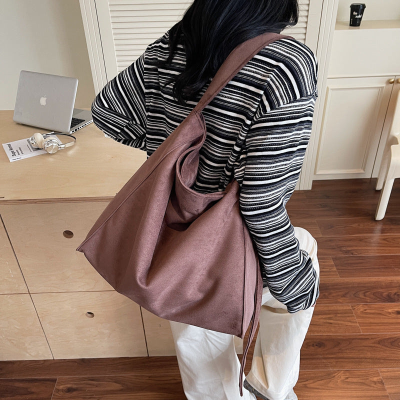 Weiches Wildleder Hobo-Bag