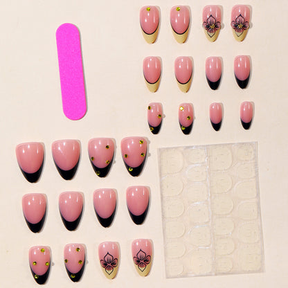 Künstlerisches Floral Design Nagelkunst Brehn