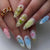 Florale artikulierte Press-On Nagelset Brehn