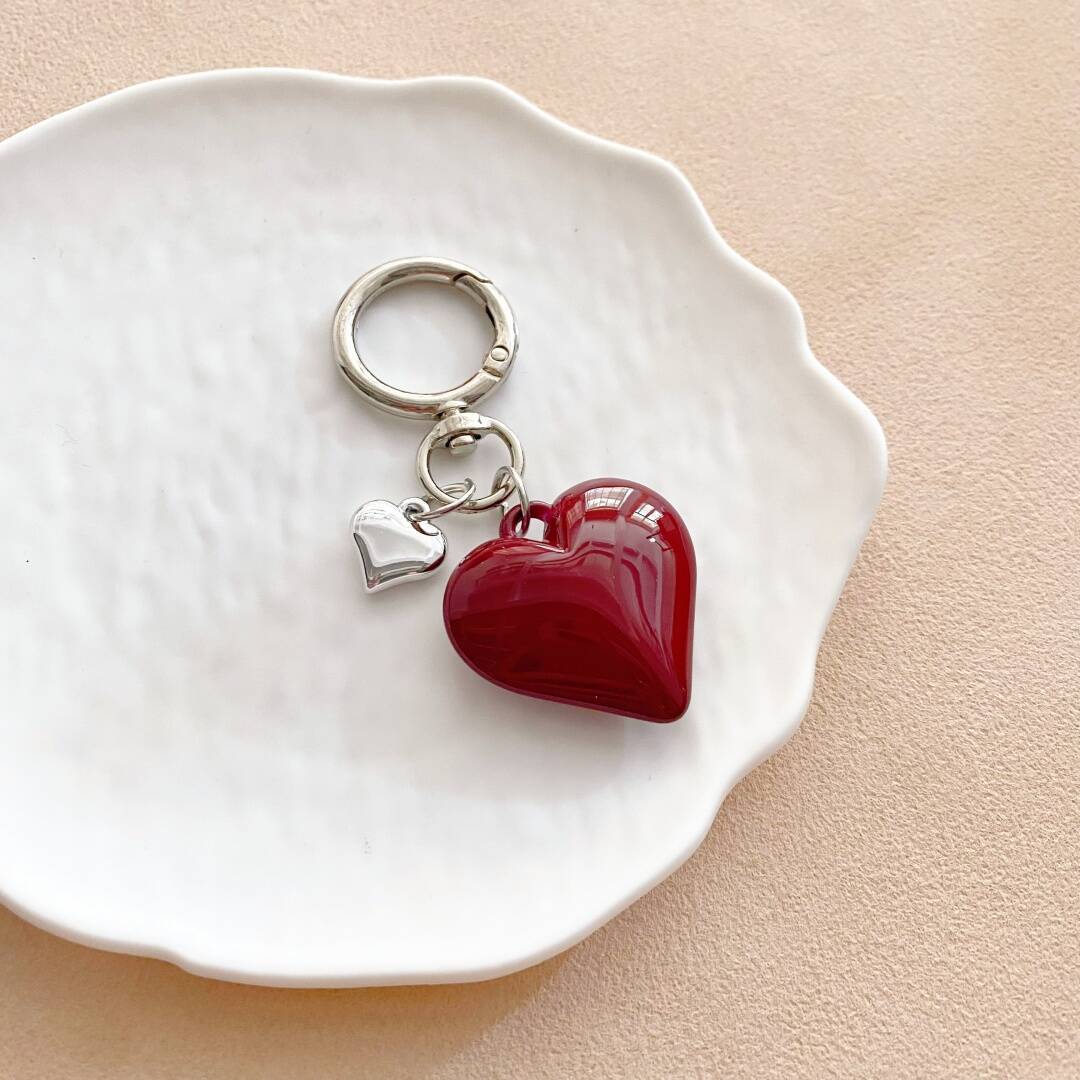Herzförmiger Charm Schlüsselanhänger Brehn