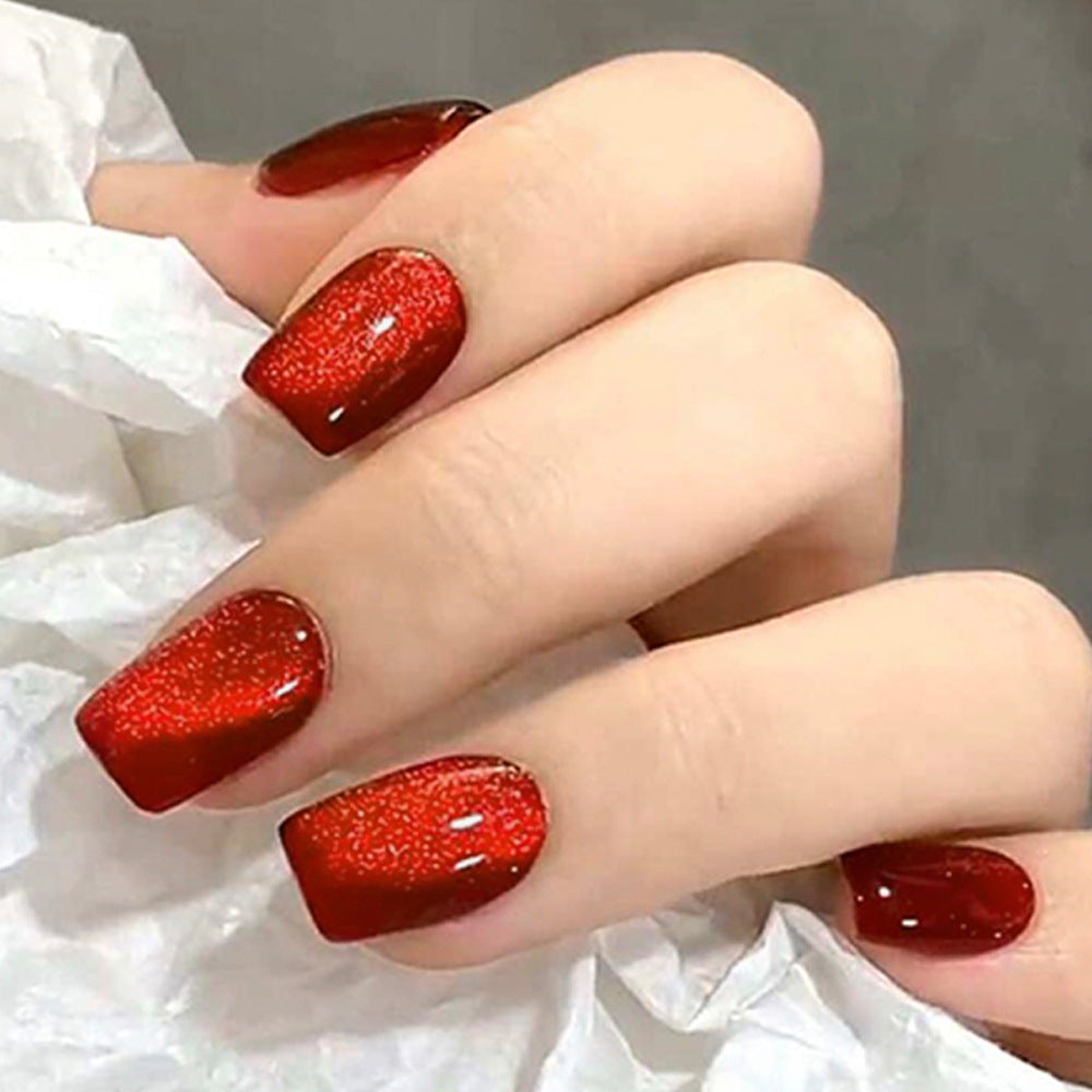 Strahlendes Glitter Gel Nageldesign Brehn